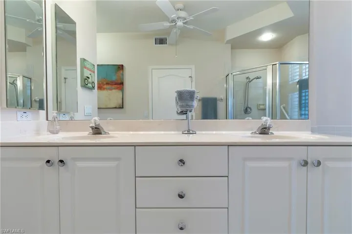 28052  Palmas Grandes  LN, Bonita Springs, FL 34135