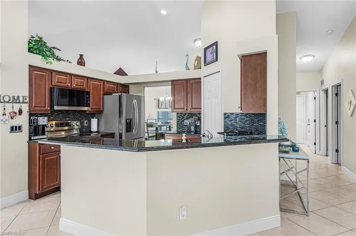 3415 Sw 12th Ave, Cape Coral, Florida 33914