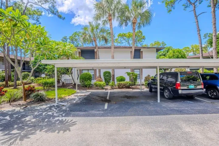 1765 Courtyard Way 103, Naples, Florida 34112