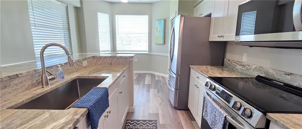 16635  Lake Circle  DR, Fort Myers, FL 33908