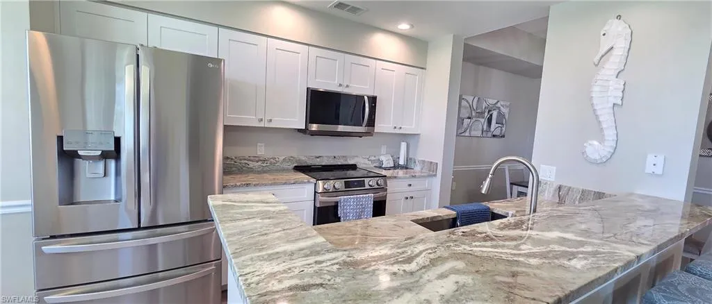 16635  Lake Circle  DR, Fort Myers, FL 33908