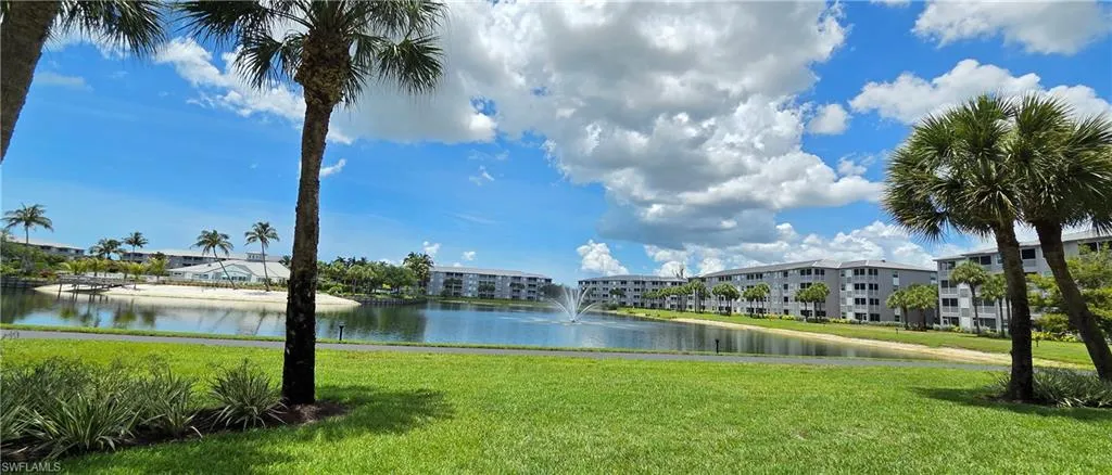 16635  Lake Circle  DR, Fort Myers, FL 33908