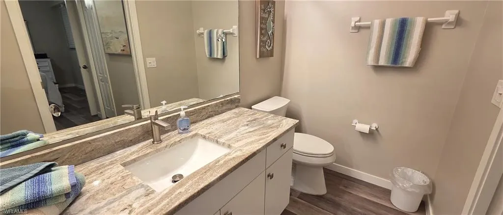 16635  Lake Circle  DR, Fort Myers, FL 33908