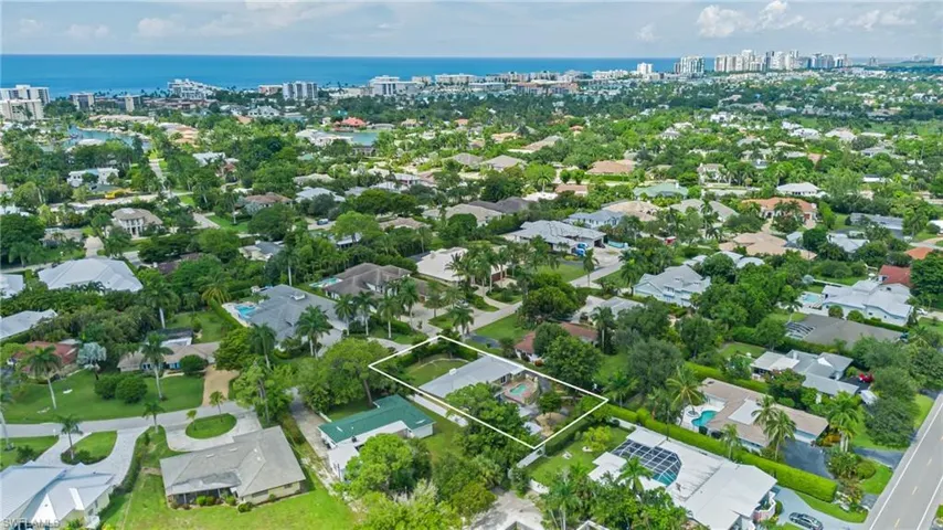 640  RUDDER  RD, Naples, FL 34102