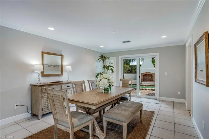 640  RUDDER  RD, Naples, FL 34102