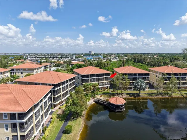 10041 Lake Cove Dr 202, Fort Myers, Florida 33908