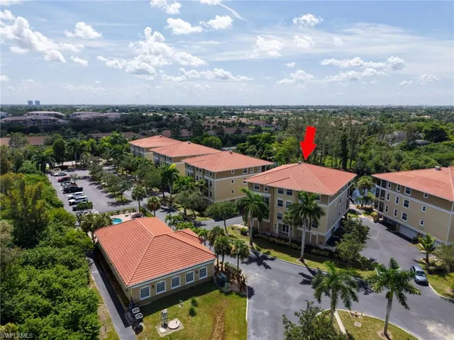 10041 Lake Cove Dr 202, Fort Myers, Florida 33908