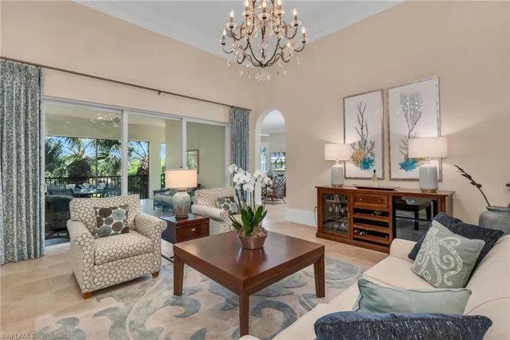 Welcome to your new home, furnished with the colors and comfort of paradise.