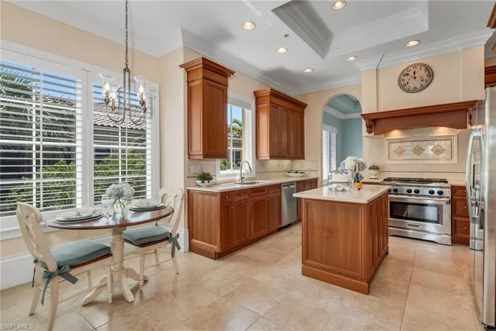 Traditions is a natural gas community, so your 6-burner, gas range awaits the chef in you...