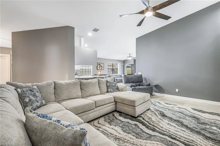 15398  Remora  DR, Bonita Springs, FL 34135