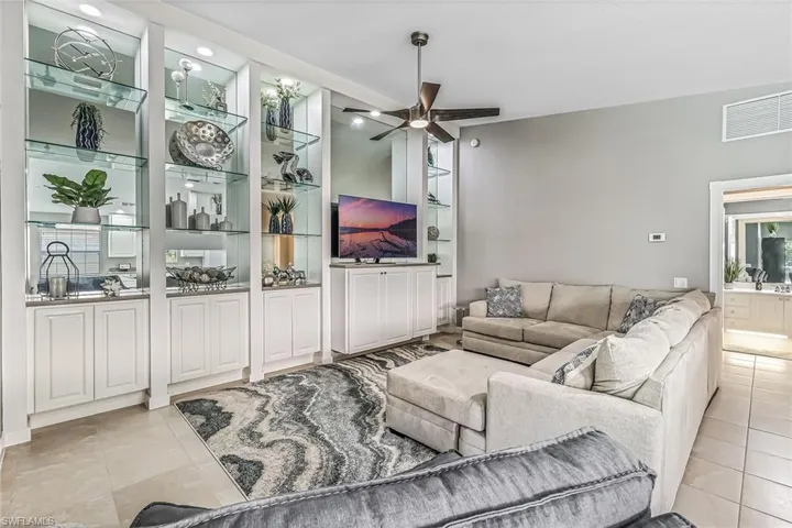 15398  Remora  DR, Bonita Springs, FL 34135