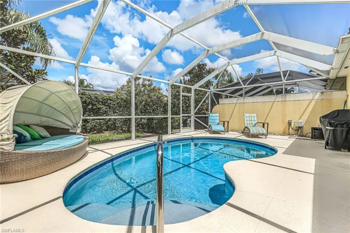 15398  Remora  DR, Bonita Springs, FL 34135