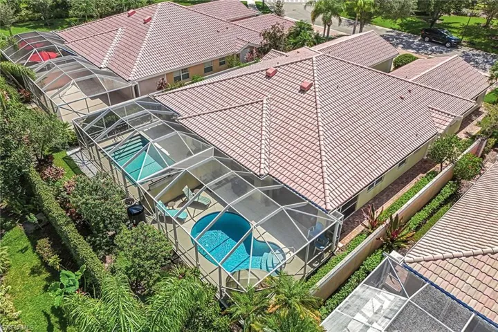 15398  Remora  DR, Bonita Springs, FL 34135