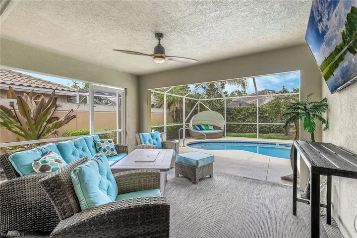 15398  Remora  DR, Bonita Springs, FL 34135
