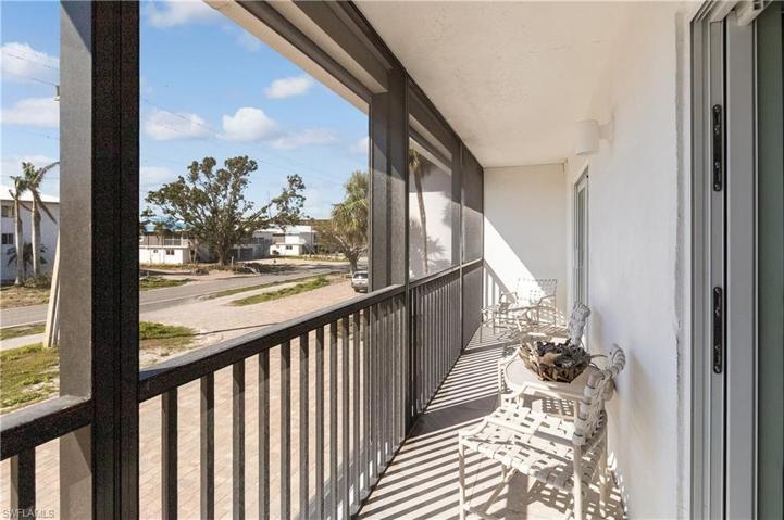 Nice Lanai