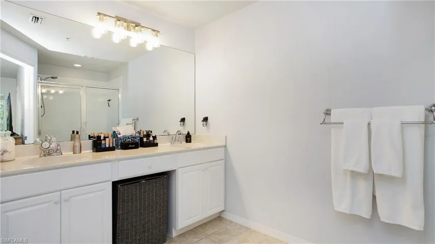 16242 Ravina Way 85, Naples, Florida 34110