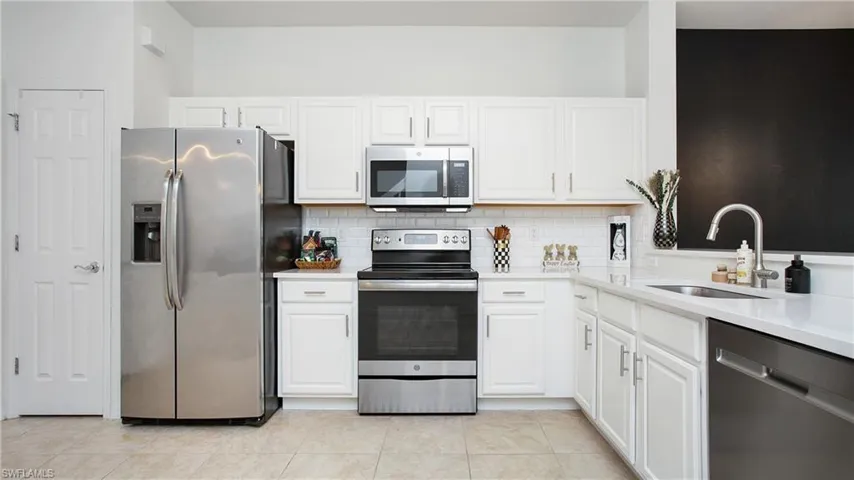 16242 Ravina Way 85, Naples, Florida 34110