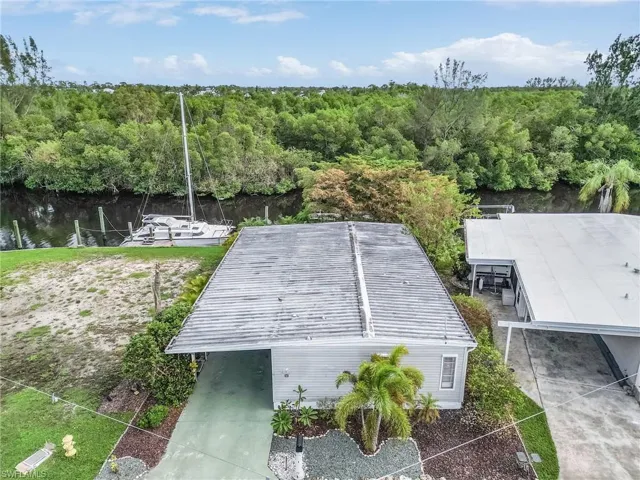 5531  Sir Walter  WAY, North Fort Myers, FL 33917