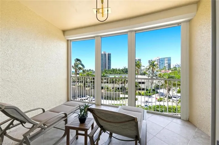 4501 Gulf Shore Blvd N 404, Naples, Florida 34103