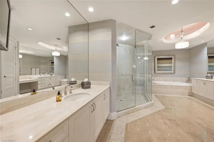 4501 Gulf Shore Blvd N 404, Naples, Florida 34103