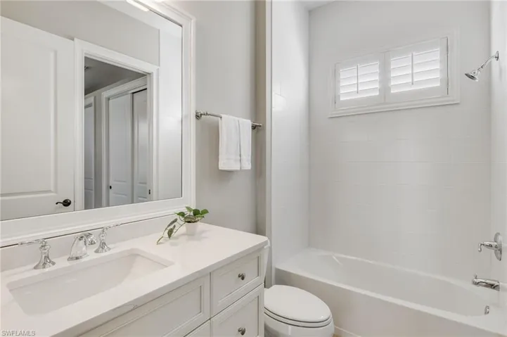 Ensuite bath