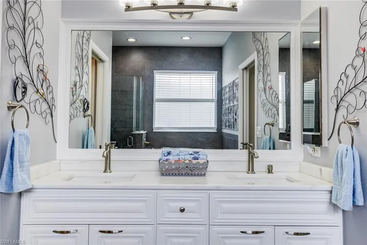 9942  Colonial N WALK, Estero, FL 33928