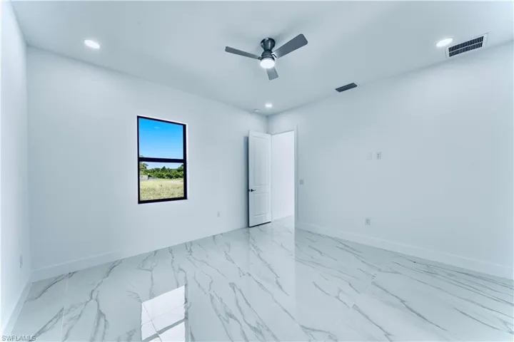916 Manresa Ave S, Lehigh Acres, Florida 33974