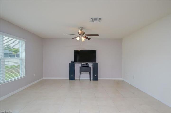 3314 NE 8th PL, CAPE CORAL FL 33909