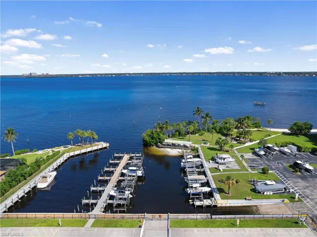14819 Laguna Dr # 703, Fort Myers, Florida 33908