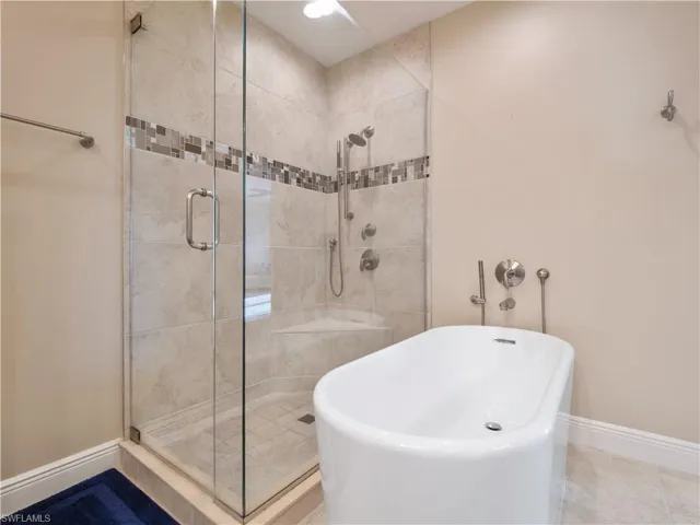 14819 Laguna Dr # 703, Fort Myers, Florida 33908