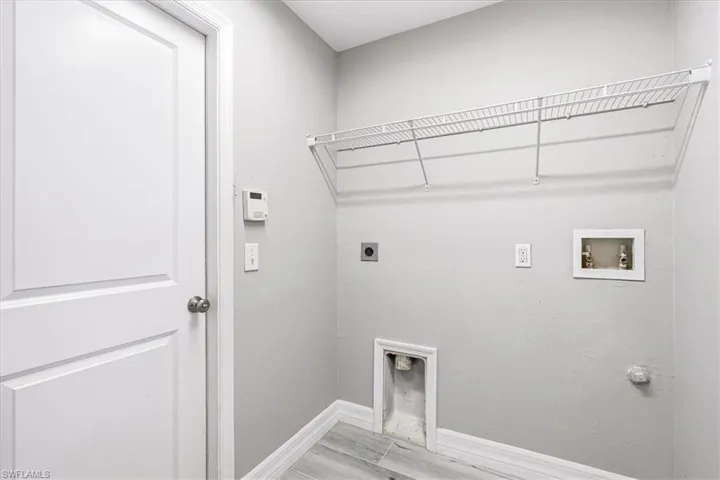 1904 Nw 21st Ter, Cape Coral, Florida 33993