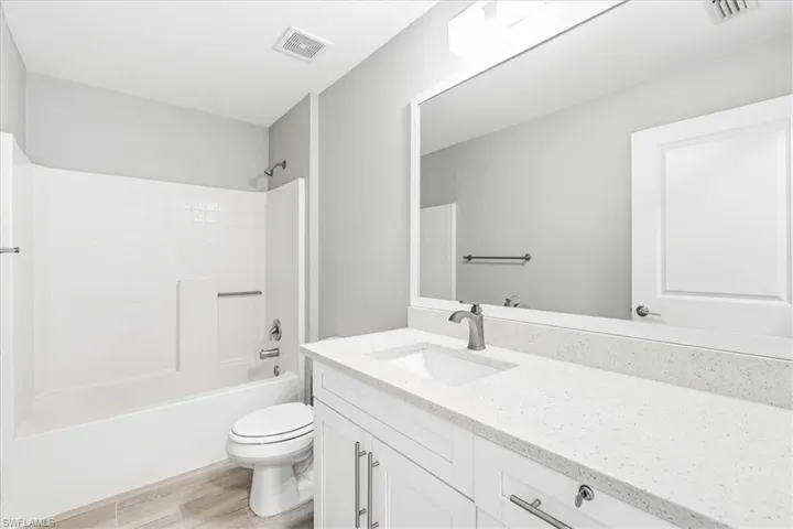1904 Nw 21st Ter, Cape Coral, Florida 33993
