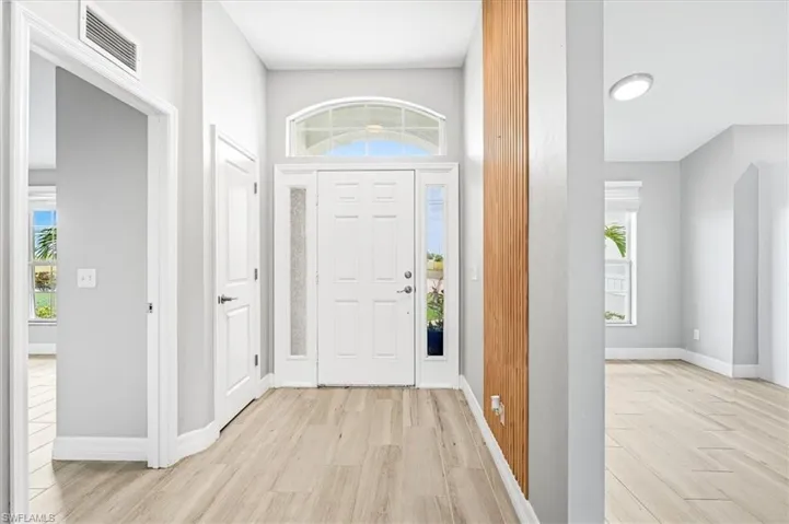 1904 Nw 21st Ter, Cape Coral, Florida 33993