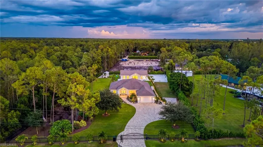 24377 Stillwell Pkwy, Bonita Springs, Florida 34135