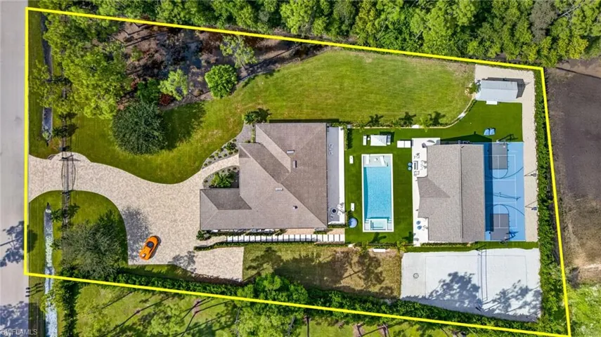 24377 Stillwell Pkwy, Bonita Springs, Florida 34135