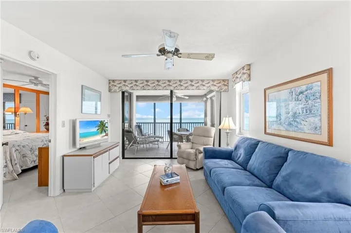 9415  Gulf Shore  DR, Naples, FL 34108