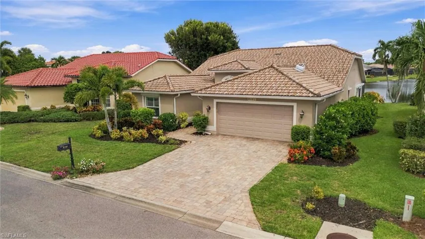 9351 White Hickory Ln, Fort Myers, Florida 33912