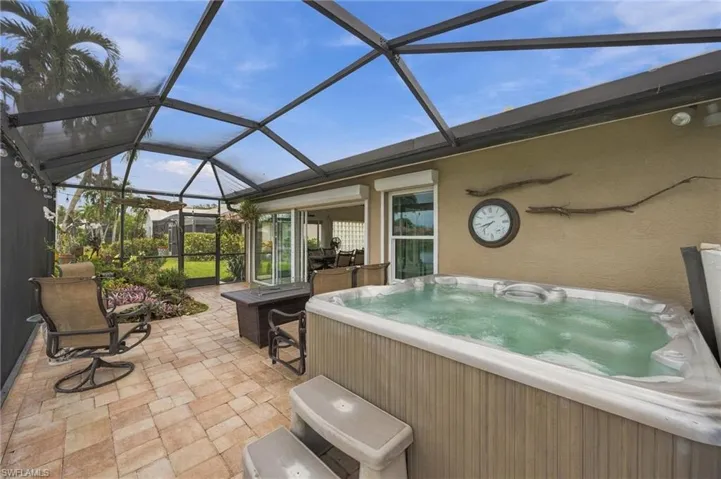 9351 White Hickory Ln, Fort Myers, Florida 33912