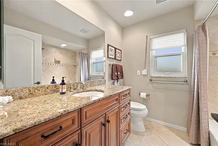 9351 White Hickory Ln, Fort Myers, Florida 33912