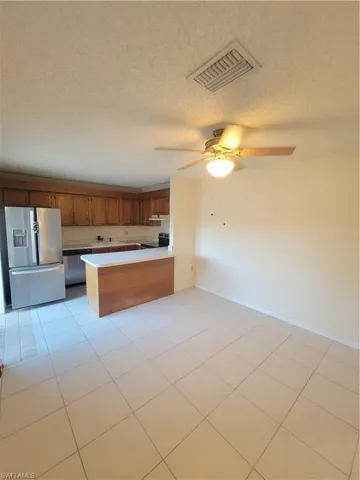 Dining/Kitchen