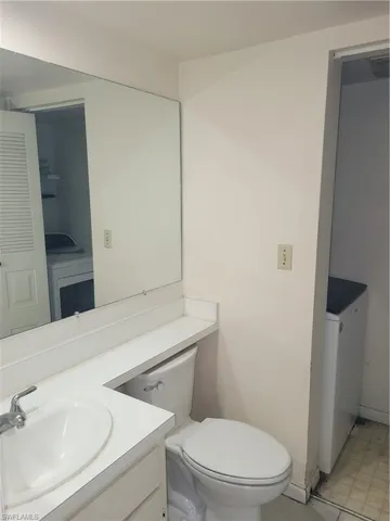 Lower Bathroom/Laundry