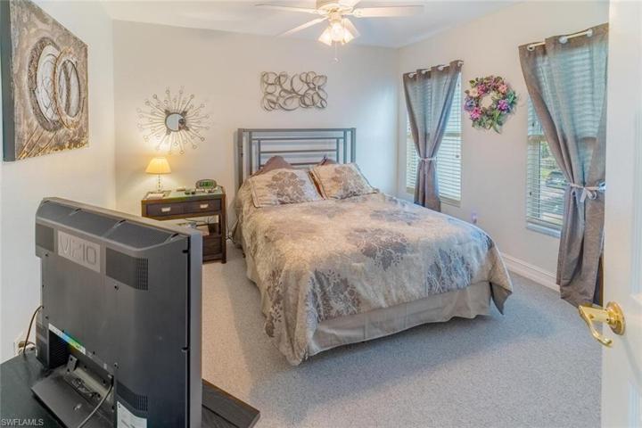 Guest bedroom
