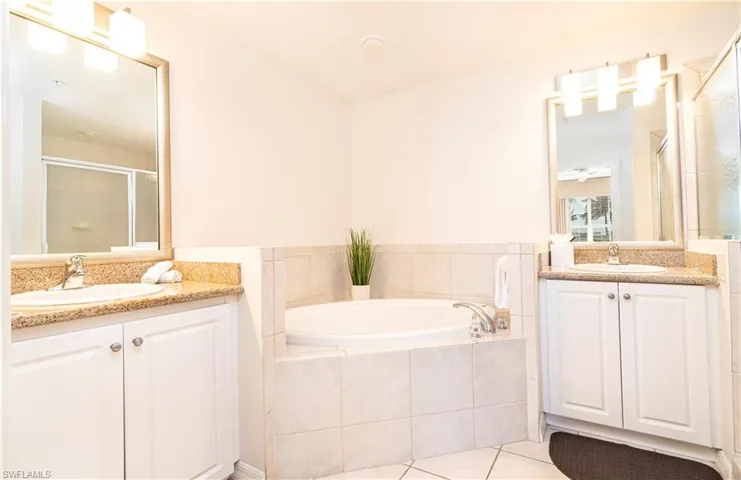 7955  Mahogany Run  LN, Naples, FL 34113