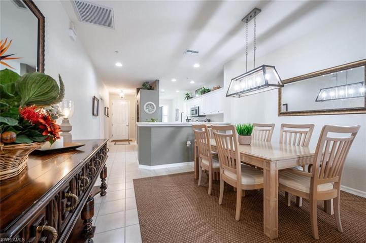 4863  Hampshire  CT, Naples, FL 34112