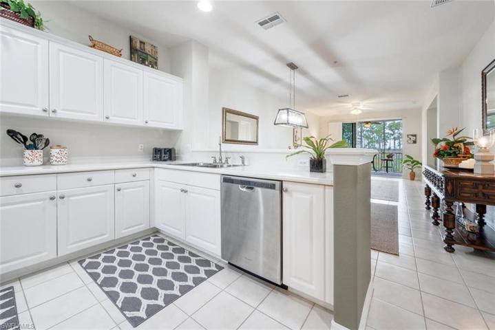 4863  Hampshire  CT, Naples, FL 34112