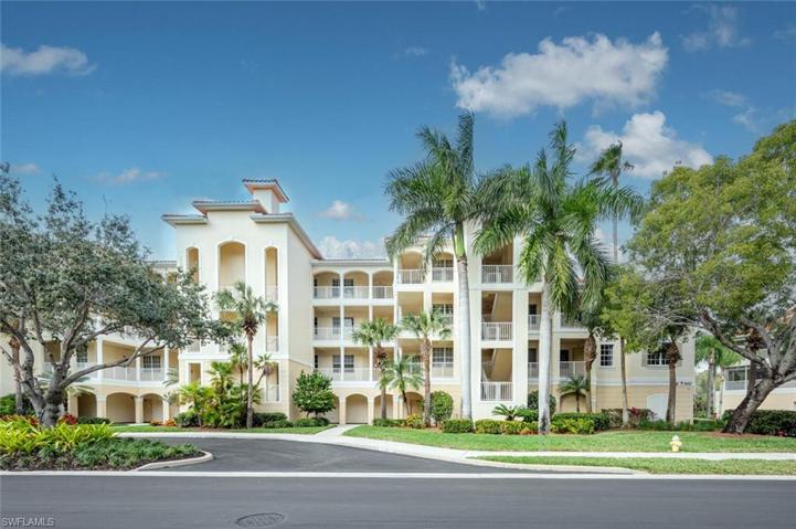 4863  Hampshire  CT, Naples, FL 34112
