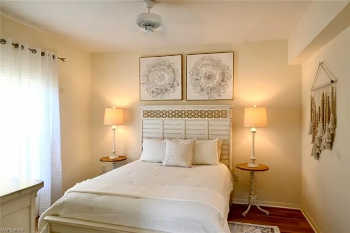 4450 Botanical Place Cir 301, Naples, Florida 34112