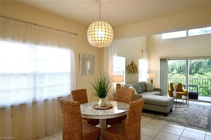 4450 Botanical Place Cir 301, Naples, Florida 34112