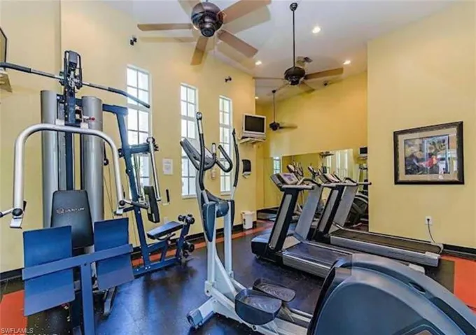 4450 Botanical Place Cir 301, Naples, Florida 34112