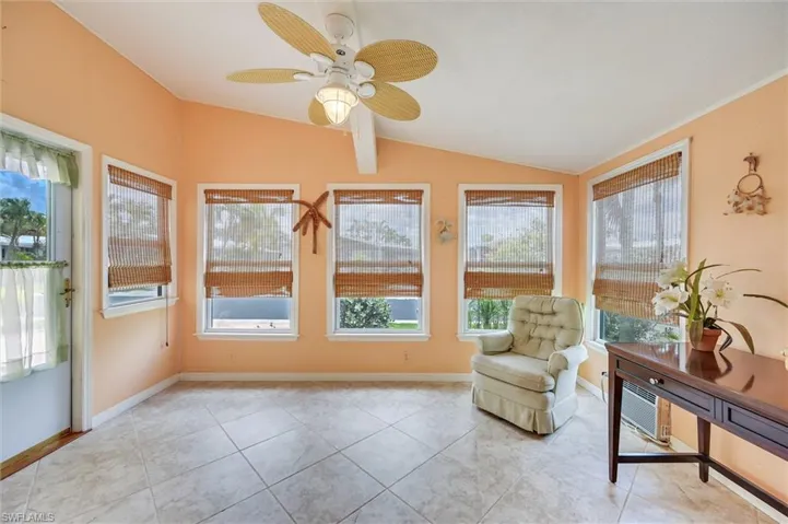 Florida room in front of manufactured home